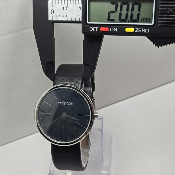 Cadence Watch Men 38mm Silver Tone Black Leather Band New Battery - Picture 5 of 11
